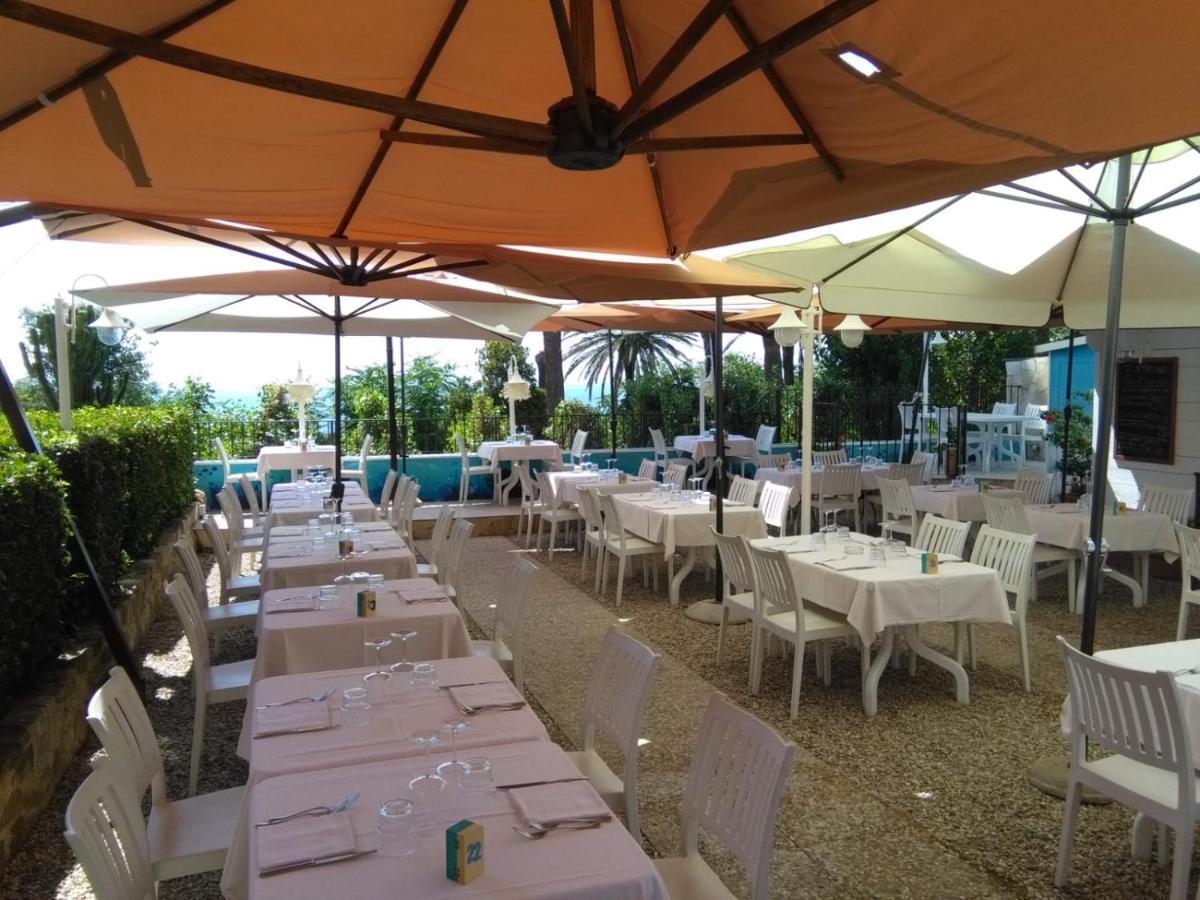 Hotel L'Isola Santa Marinella Exteriör bild